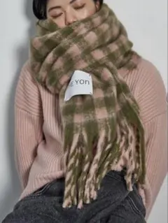 THE YOn ギンガムチェックビッグマフラー