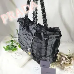 ✨️美品✨️PRADA プラダ ナイロン プラチェーン チャーム ハンド 黒 