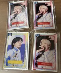 M!LK アクリルクリアチャーム　4点セット