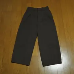 UNIQLO ユニクロ タックワイドパンツ レディース　ダークブラウン　サイズS