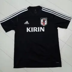 【最終値下げ】adidas サッカー日本代表 トレーニングシャツ ウェア 黒 М