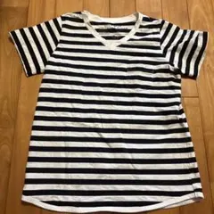 ボーダーTシャツ　しっかり生地　Vネックのサムネイル