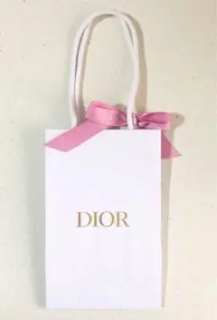 Dior ギフトバッグ ホワイト ピンクリボン