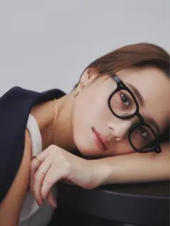 【最終値下げ】伊原葵 Zoff ウェリントン型セルフレーム/ブラック