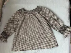 シャーリングが可愛いギンガムチェック オフショルダー ブラウス M