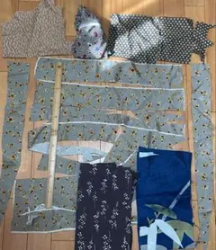 端切れ 和布 パッチワーク 着物生地？ ハギレはぎれ