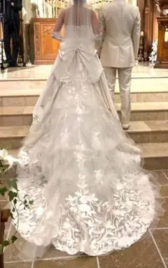 ウエディングドレス　Aライン　ミカドサテン　【パニエ付】