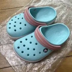 美品　クロックス　crocs 水色 ピンク サンダル　19cm