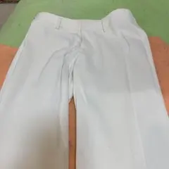 レディースコムサデモード上質フォーマル　白ロングパンツ　キレイ、スリム、好印象