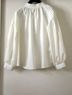 ⭐️お値下げ⭐️可愛い♥️バックリボンブラウス❤️