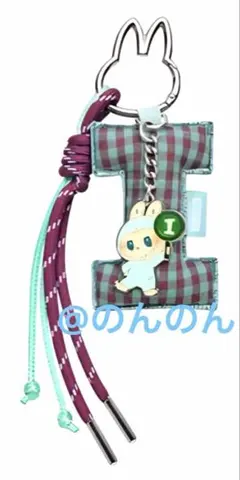 pin for love シリーズ　イニシャル Iチャーム ラブブチャームI