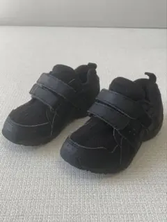 【美品】アシックス　キッズスニーカー黒　SUKU2