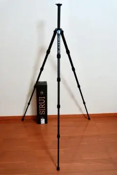 SIRUI ST-125 カーボン三脚のサムネイル
