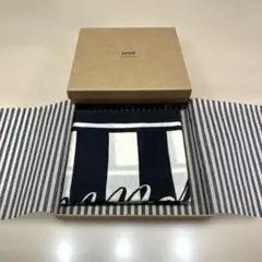 ami alexandre mattiussi ハンカチのサムネイル