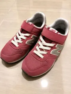 New Balance ピンク スニーカー　21cm