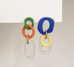 Item thumbnail for item 4b8de7cc-7596-42ea-a18a-bf2be49615ec