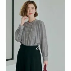 週末お値下げ中　ヴィンテージサテン9分袖ブラウス　 千鳥柄