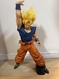 y*a様 ドラゴンボール 超サイヤ人孫悟空 フィギュア