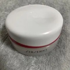 資生堂　エッセンススキンセッティングパウダー 01