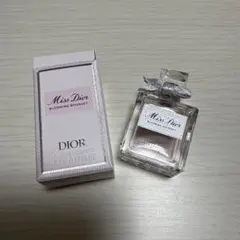 ミスディオール ブルーミングブーケ オードゥトワレ