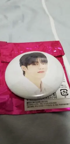 SEVENTEEN カフェ エスクプス 缶バッジ