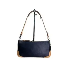 美品　コーチ　アクセサリーポーチ　ワンショルダー　デニム　レザー