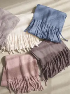 起毛フェイクウールフリンジボリュームマフラー　　　fo1250　ブルー