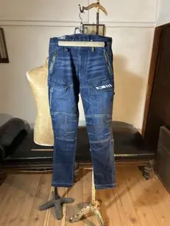 Item thumbnail for item 2be07a63-5789-4571-a9eb-f7c0f8d12935