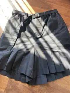 sacai プリーツショーツ　サイズ1のサムネイル