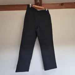 黒のスラックス レディース