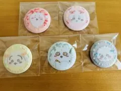 ちいかわ刺繍缶バッジ２　ちいかわ　あのこ　うさぎ　ラッコ　５個セット