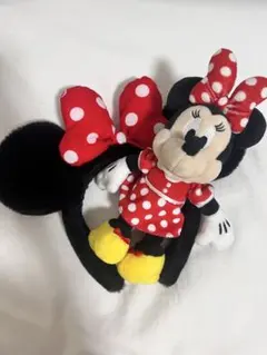 ミニーマウス キーホルダーとカチューシャ