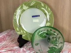 Luminarc ボタニカル柄プレートとリリーボウル2点のサムネイル