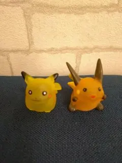★初期★ ポケモン ピカチュウとライチュウ フィギュア ポケモンキッズ クリア