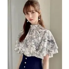 GRL 　前後2Wayボウタイブラウス　オフ白×ネイビー　リボンタイ