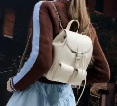 値下げしました⚠️ Charles & Keith ミニリュック 白 リュックのサムネイル