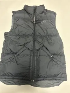 ナイキ　リバーシブル　ダウンベスト