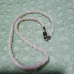 ホワイトビーズネックレス