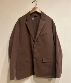 デサントポーズ