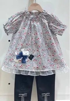 未使用に近い　familiar チュニック花柄フリル