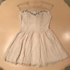 LagunaMoon ビジュー付き ベージュ ストレッチレース ワンピース