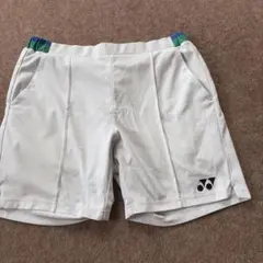 「レア」ヨネックス ホワイトショートパンツ