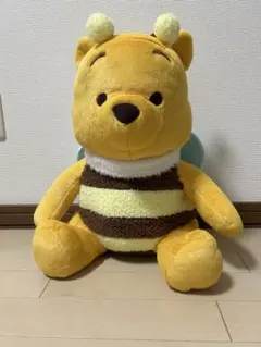 ディズニー　プーさん　ミツバチデザイン　ぬいぐるみ　タグ付き