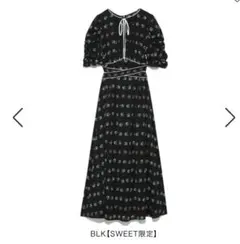 小花柄ミドルワンピース　フラワープリント　プリントワンピース