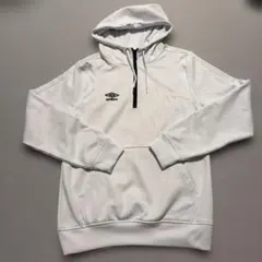 UMBRO（アンブロ）ハーフジップ フーデッドスウェットパーカー ホワイト　S