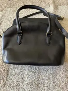 COACH 黒 レザー ハンドバッグ ショルダーストラップ付き