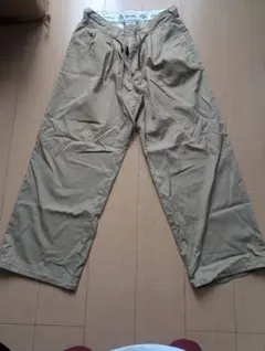 ワイド チノパン