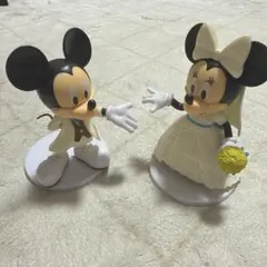 新品同様Disney ミッキー＆ミニー 陶器製フィギュア ペア 新品同様 貴重Disney ミッキー＆ミニー 陶器製フィギュア ペア - メルカリ