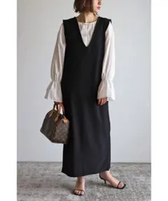 Bonjour Sagan each. Vネックロングジャンスカ/ポケット付きのサムネイル