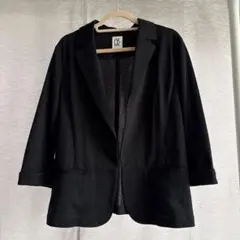 黒 テーラードジャケット